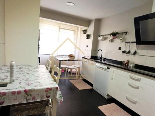 Piso en venta en Kabiezes, Santurtzi