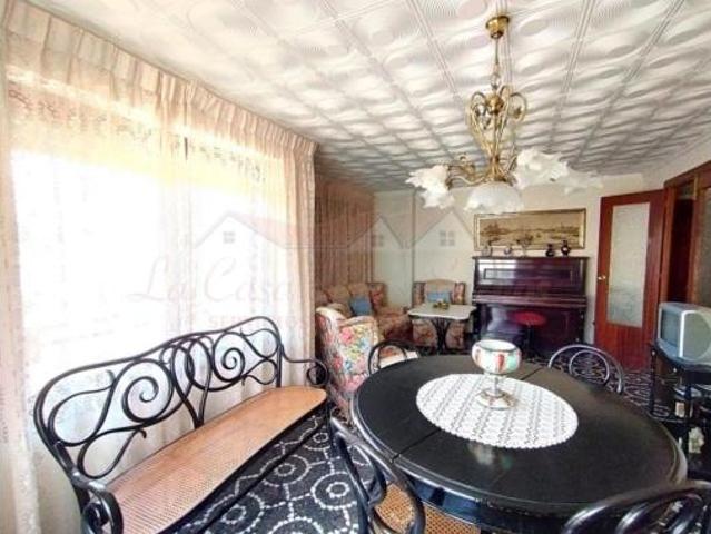 Piso en venta en l'Alt Vinalopó / El Alto Vinalopó, Valencia