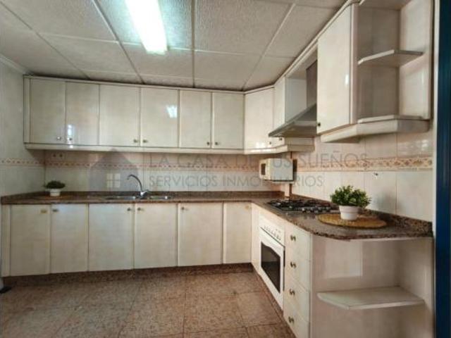 Piso en venta en María Moliner, l'Alt Vinalopó / El Alto Vinalopó