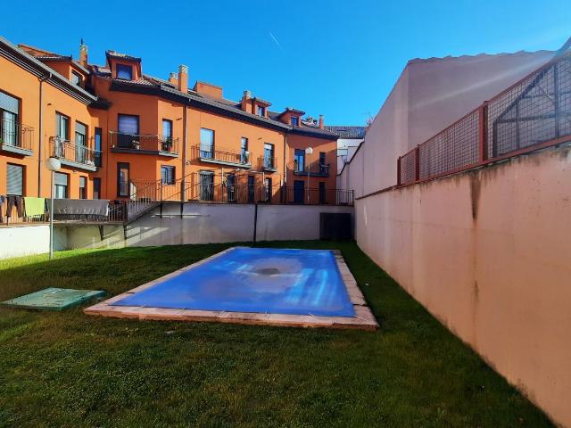 Piso en venta en Hontoria, Segovia