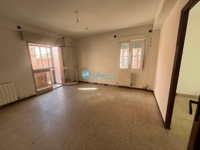 Piso en venta en La Albuera, Segovia