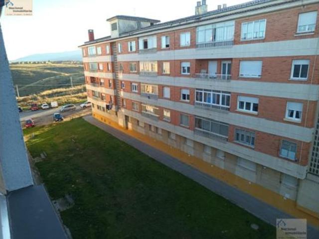 Piso en venta en La Albuera, Segovia