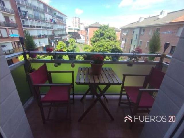 Piso en venta en Azeta, Sestao