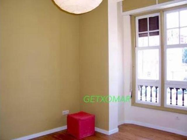Piso en venta en Kueto, Sestao