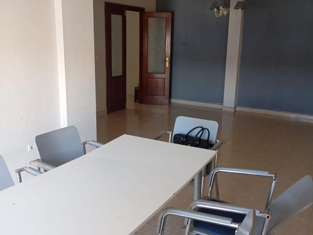 Piso en venta en Barrio de Nicolás, Gines