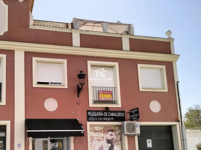 Piso en venta en Pilas