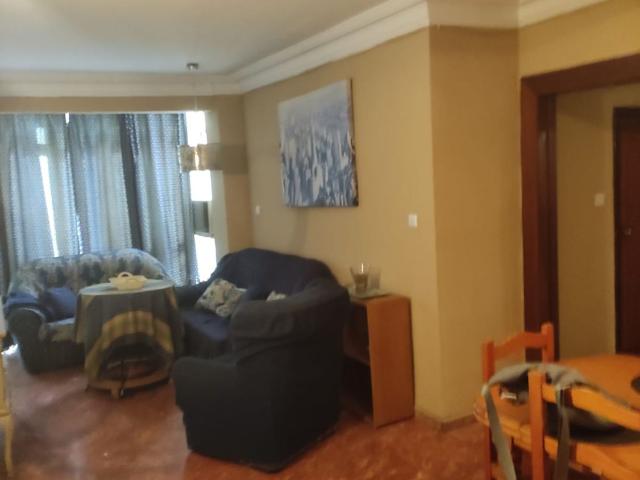 Piso en venta en Los Remedios, Sevilla