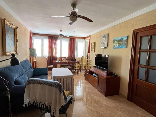 Piso en venta en Cerro-Amate, Sevilla