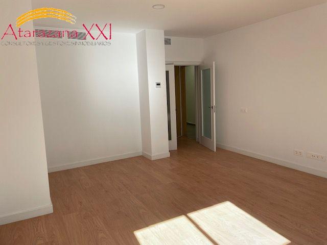 Piso en venta en San Gil, Sevilla