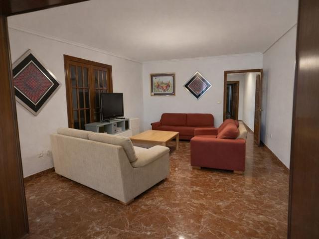 Piso en venta en Los Remedios, Sevilla