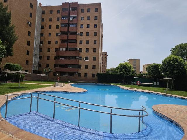 Piso en venta en Sevilla, El Fontanal-María Auxiliadora-Carretera de Carmona