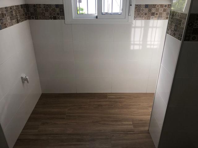 Piso en venta en Lora Del Río, Andalucía