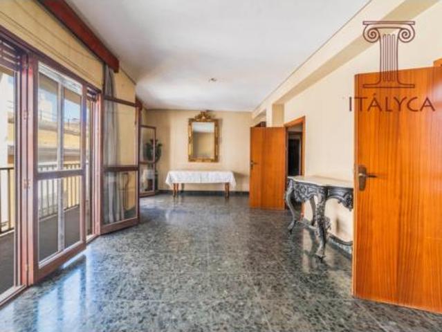 Piso en venta en Casco Antiguo, Sevilla