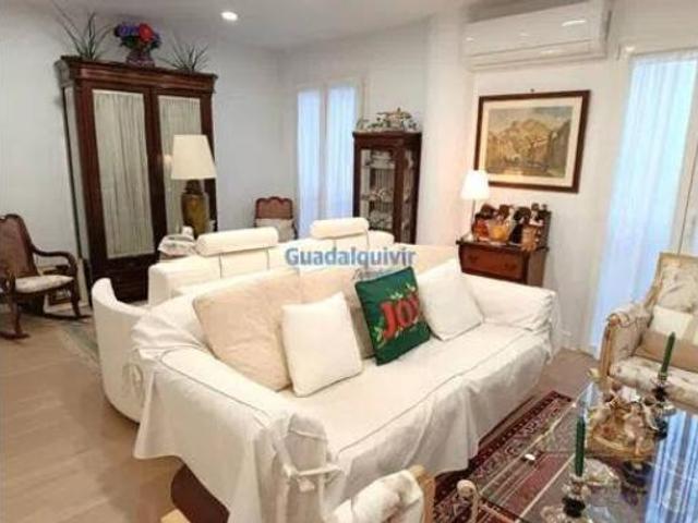 Piso en venta en Casco Antiguo, Sevilla