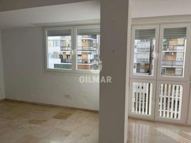 Piso en venta en Triana, Sevilla
