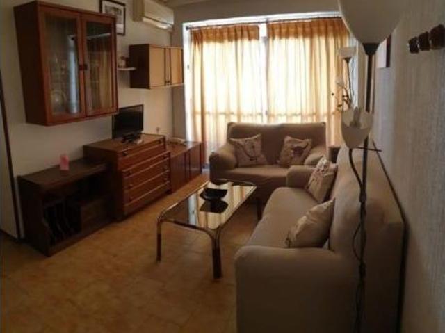 Piso en venta en El Cerezo, Sevilla