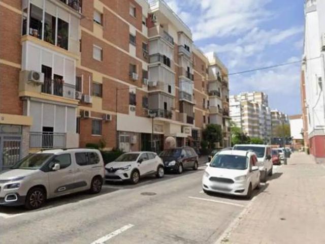 Piso en venta en Las Avenidas, Sevilla