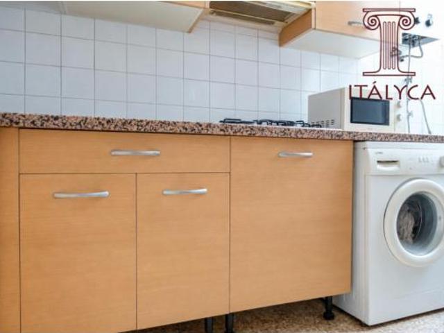 Piso en venta en El Cerezo, Sevilla