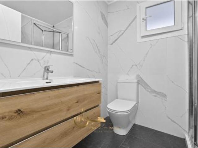 Piso en venta en Avenida de la Paz, Sevilla