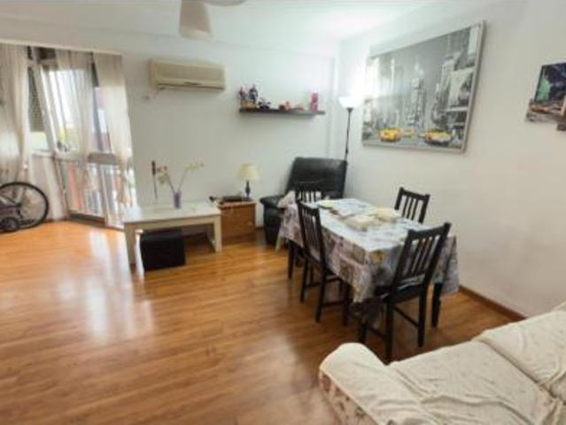 Piso en venta en Sevilla, La Oliva