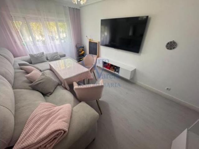 Piso en venta en Las 3000 Viviendas, Sevilla