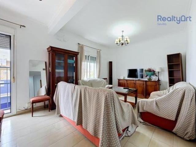Piso en venta en Sector Sur-La Palmera-Reina Mercedes, Sevilla