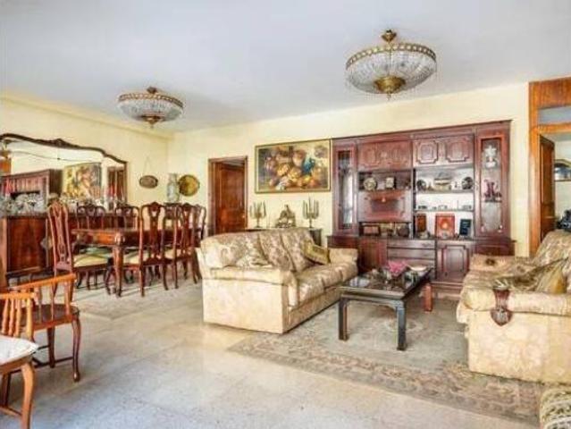Piso en venta en Triana, Sevilla