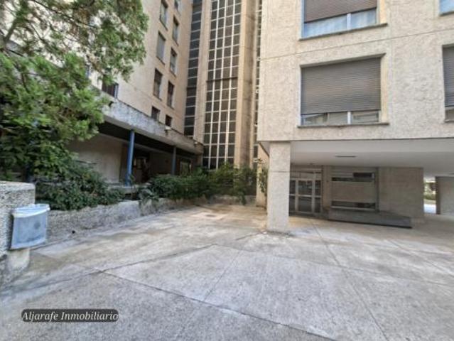 Piso en venta en Los Remedios, Sevilla