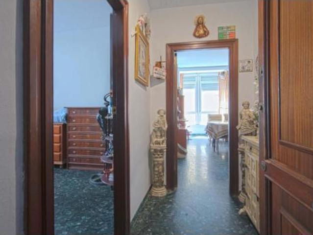 Piso en venta en Los Remedios, Sevilla