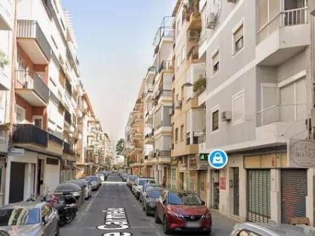 Piso en venta en Los Remedios, Sevilla