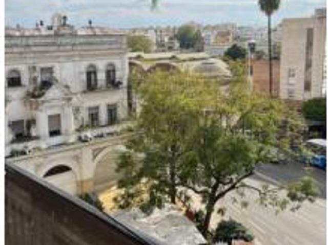Piso en venta en Casco Antiguo, Sevilla
