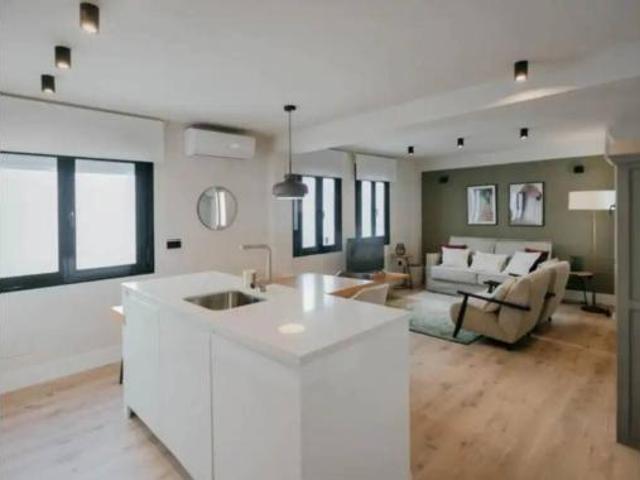 Piso en venta en Casco Antiguo, Sevilla