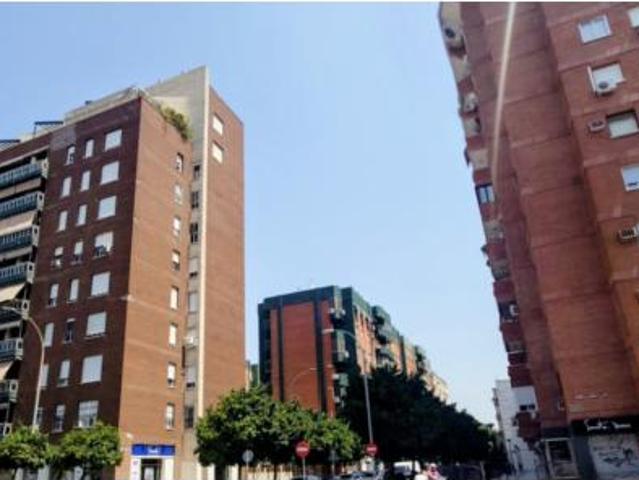 Piso en venta en San Pablo-Santa Justa, Sevilla