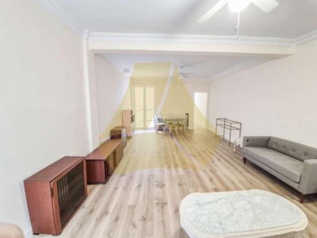Piso en venta en Casco Antiguo, Sevilla