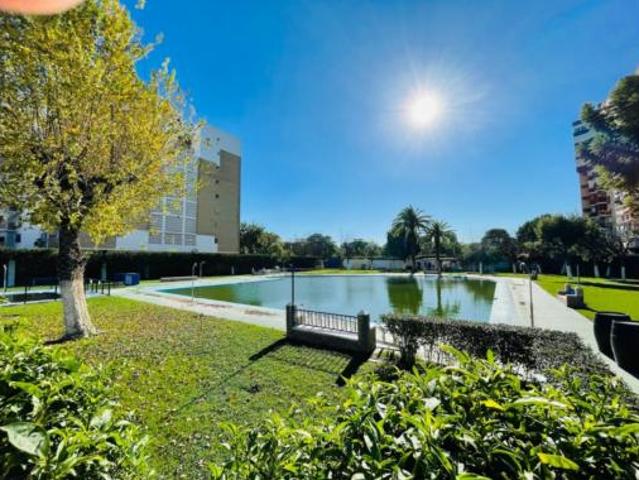Piso en venta en Cerro-Amate, Sevilla