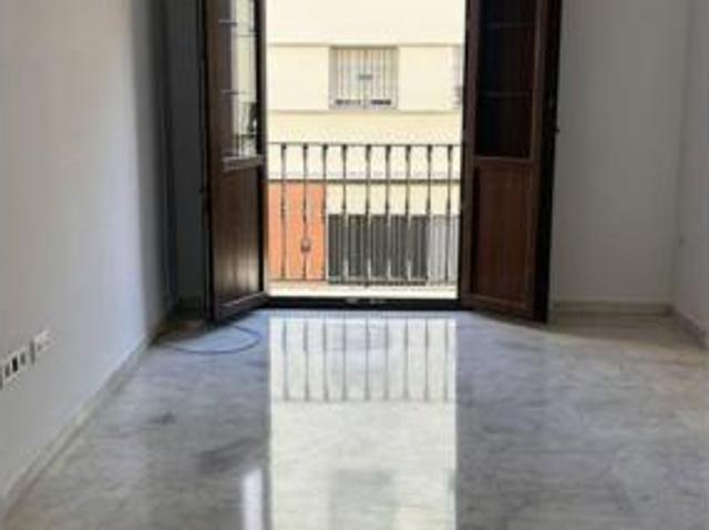 Piso en venta en Triana, Sevilla