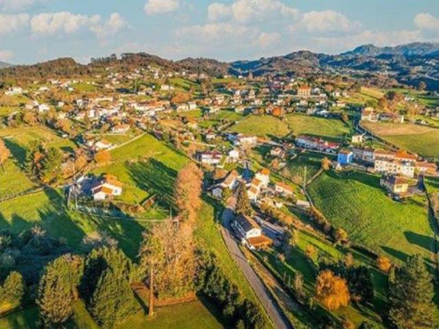 Piso en venta en La Piñera, Siero