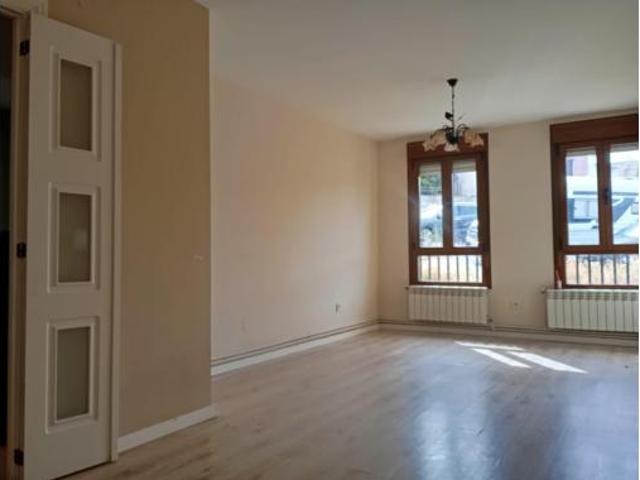 Piso en venta en Simancas, Urbanización El Plantío Piso en venta en Simancas, Urbanización El Plantío