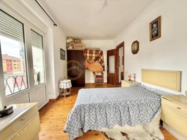 Piso en venta en Soto Del Barco, Asturias