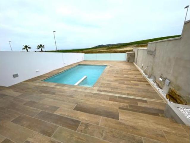 Piso en venta en Atlanterra, Campo de Gibraltar