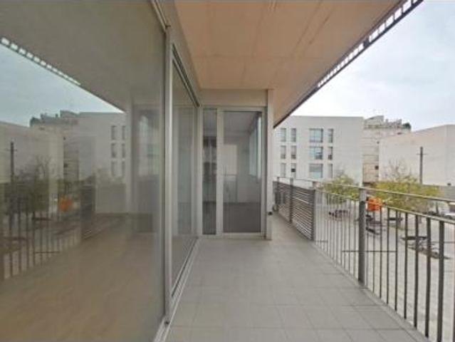 Piso en venta en Barri Universitari - Cementiri Vell, Terrassa