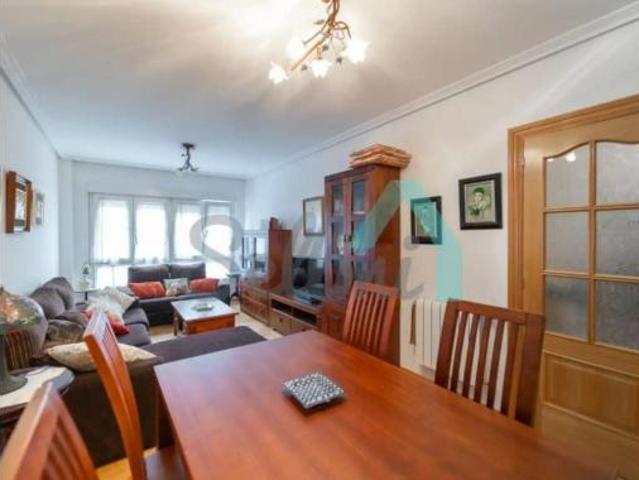Piso en venta en Tineo, Asturias