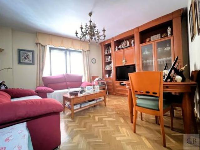 Piso en venta en Santa Bárbara, Toledo