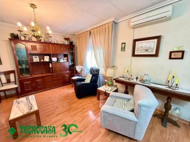 Piso en venta en Santa Bárbara, Toledo