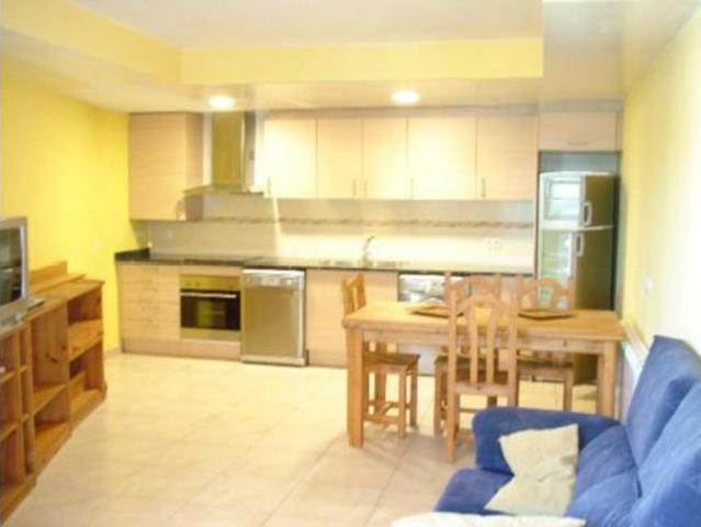 Piso en venta en Raval, Osona