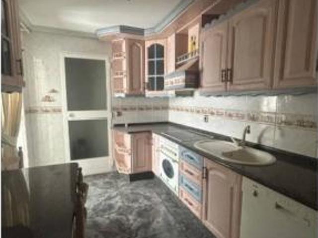Piso en venta en Torre Del Campo, Andalucía