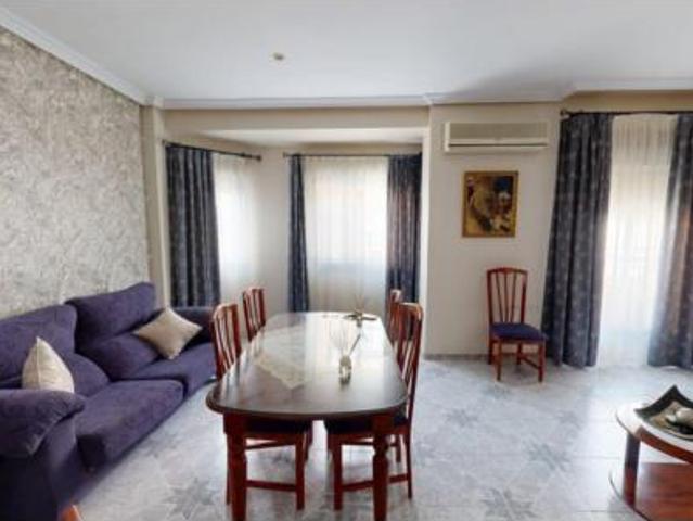 Piso en venta en Torre Del Campo, Andalucía