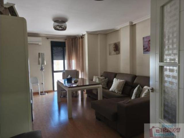 Piso en venta en Torredonjimeno, Andalucía