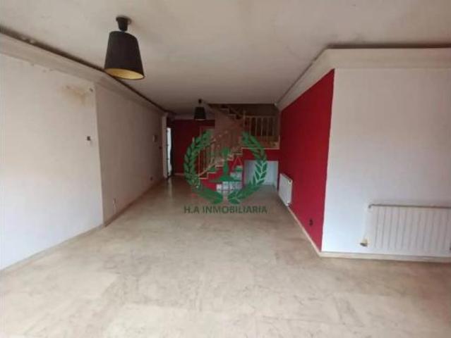 Piso en venta en Torrelaguna, Madrid