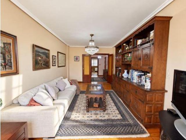 Piso en venta en Grupo Juan de Herrera, Torrelavega